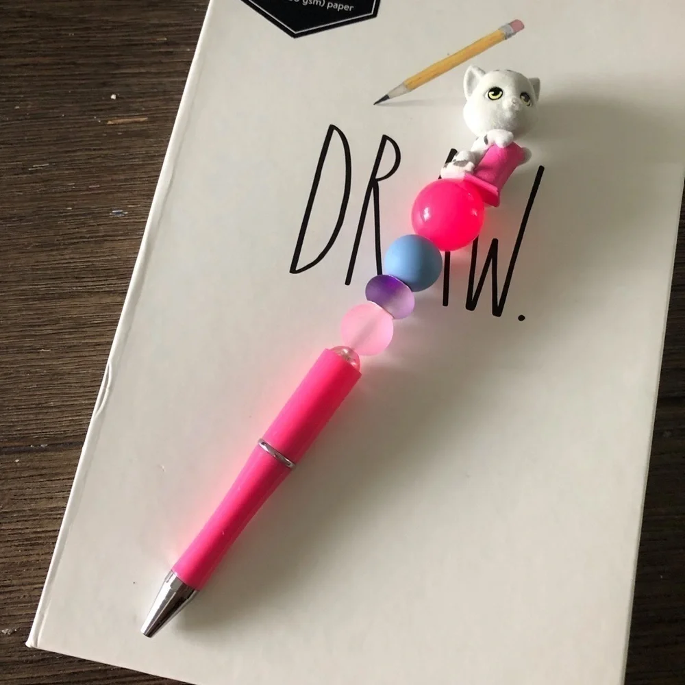 Kitty in my Pocket: Bella Oriental Tabby Cat handmade pen - Picture 2 of 3